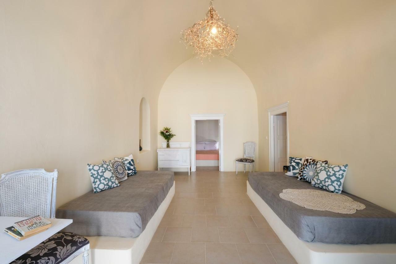 Deltami Santorini Appartement Pýrgos Buitenkant foto