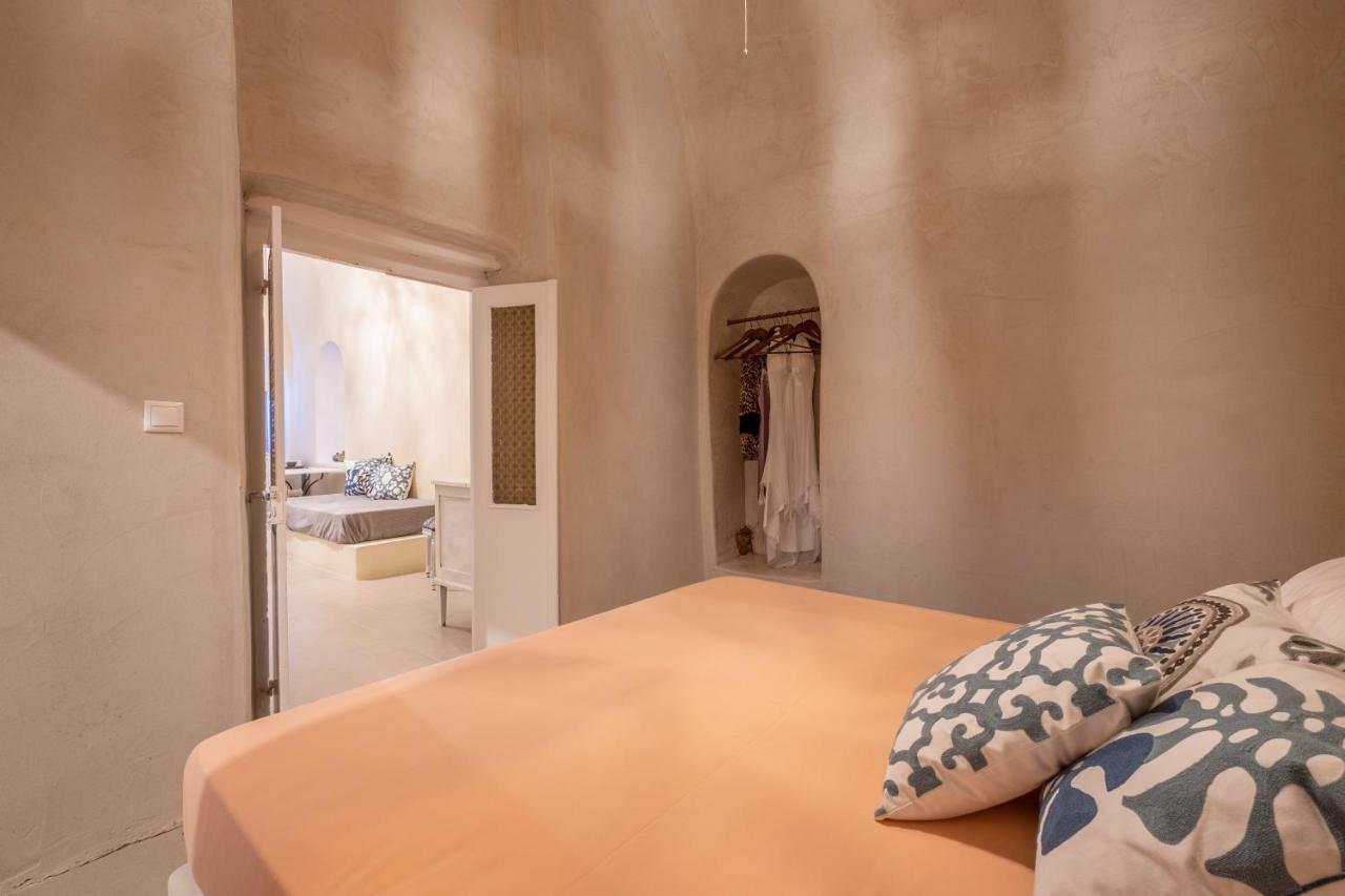 Deltami Santorini Appartement Pýrgos Buitenkant foto