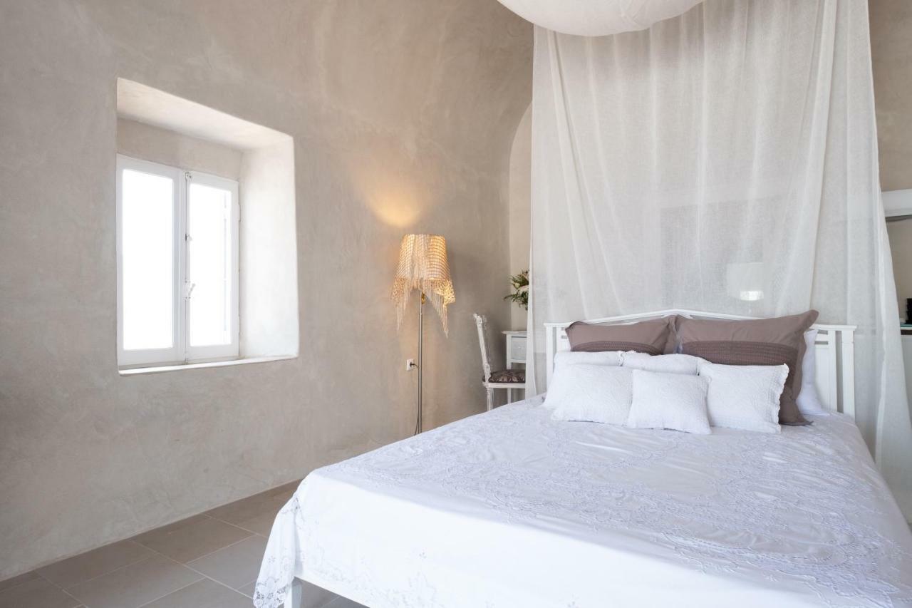 Deltami Santorini Appartement Pýrgos Buitenkant foto