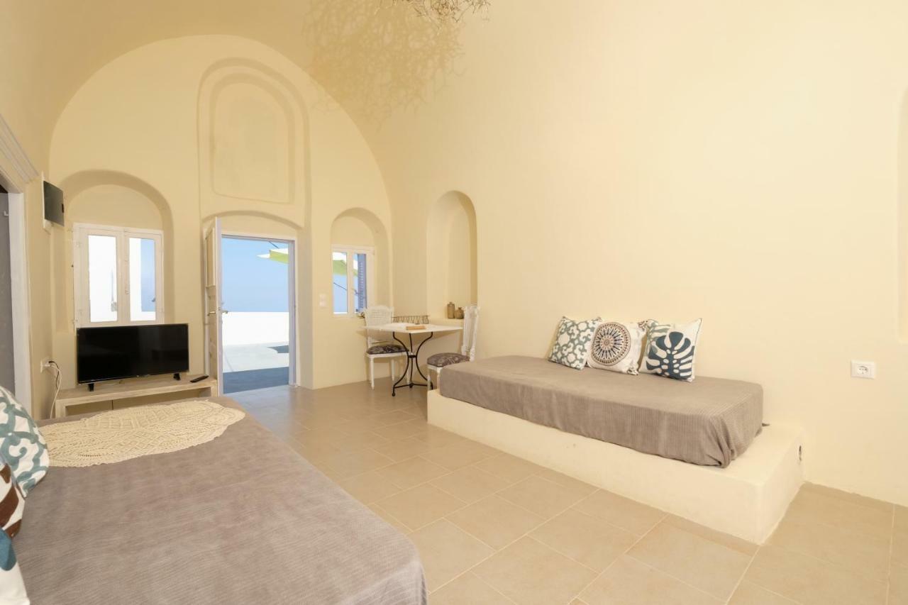 Deltami Santorini Appartement Pýrgos Buitenkant foto